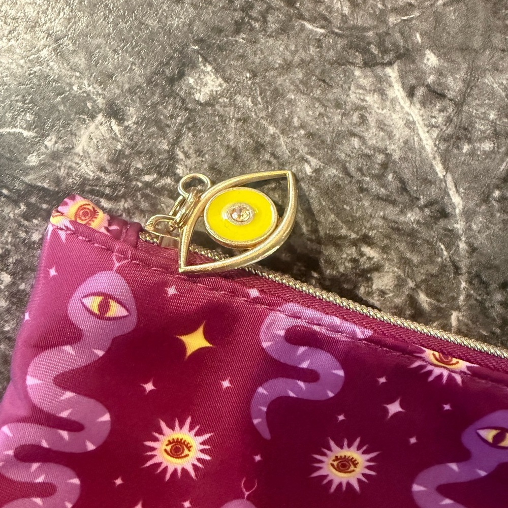 Purple Snake Pattern Pouch - Picture 2 of 3